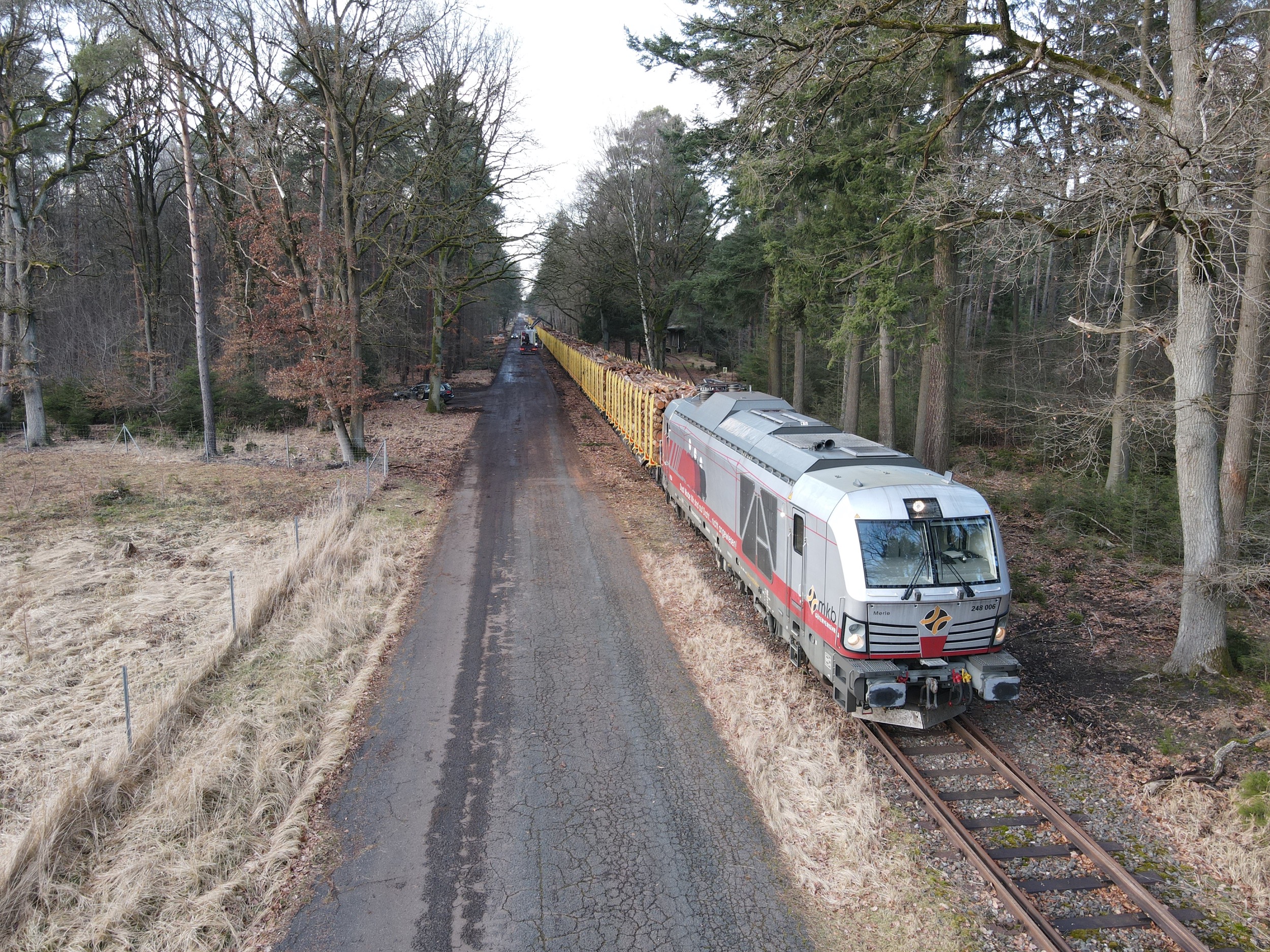 Forstgut Eickhof Verladebahnhof Strasse zur Schiene 3